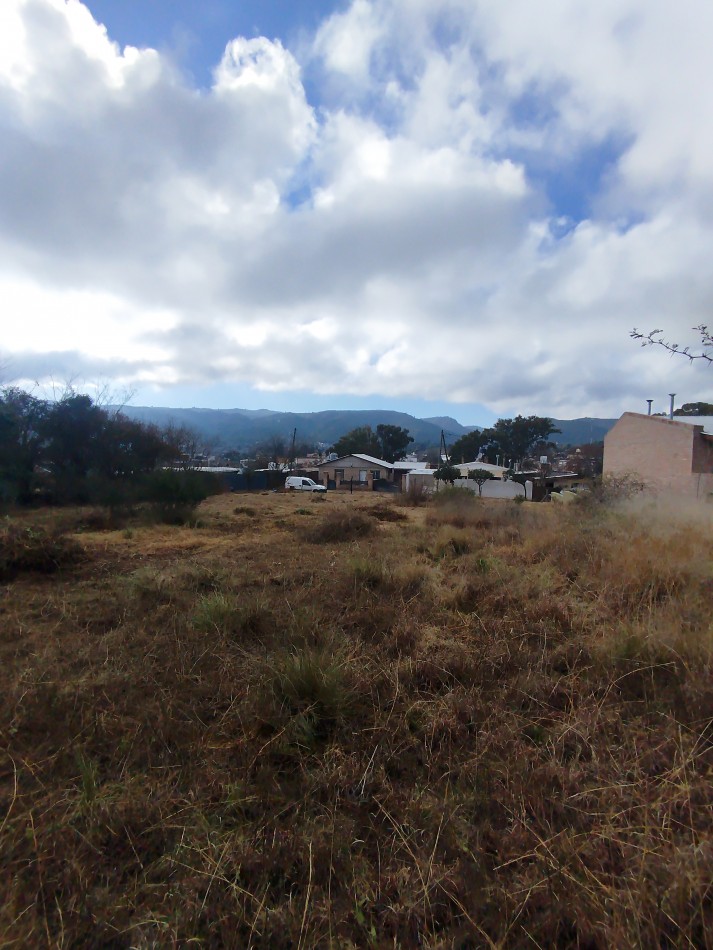Lote en venta de 944 M2 en la Cumbre  con Escritura 