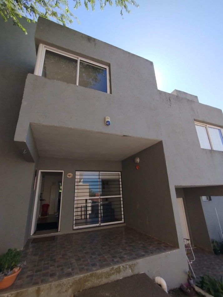 DUPLEX PH en VENTA de 2 Dormitorios en Villa Carlos Paz APTO CREDITO Hipotecario 