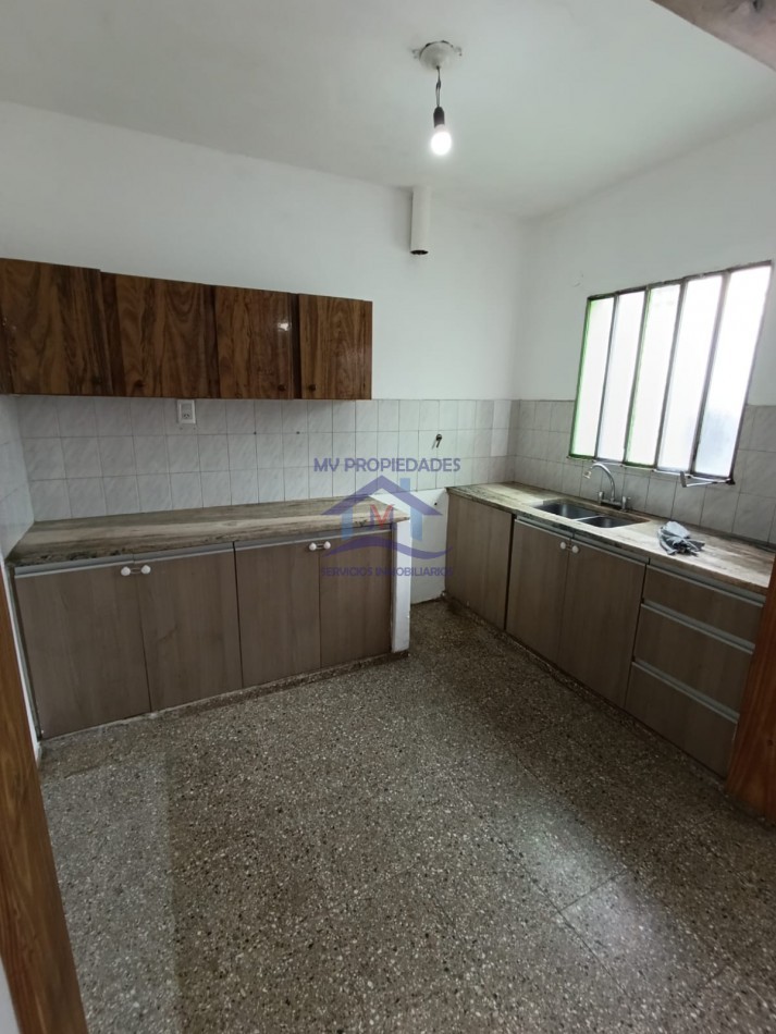 Casa en venta de 3 Dormitorios Barrio Los Naranjos Apta credito 