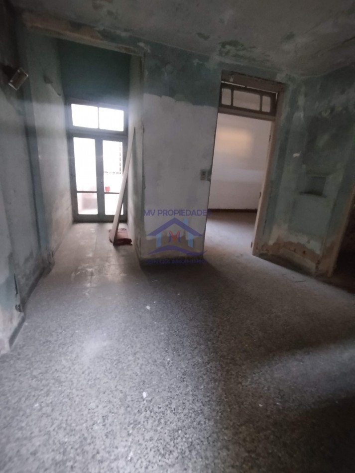 Casona grande en Alquiler ideal emprendimiento en Barrio Centro 
