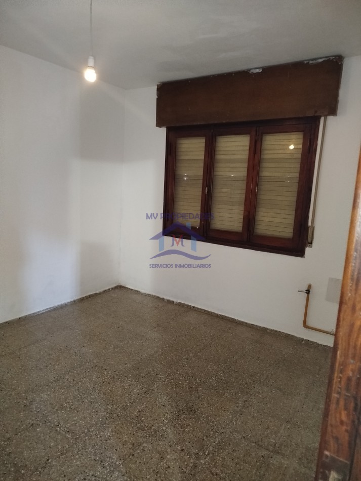 Casa en venta de 3 Dormitorios Barrio Los Naranjos Apta credito 