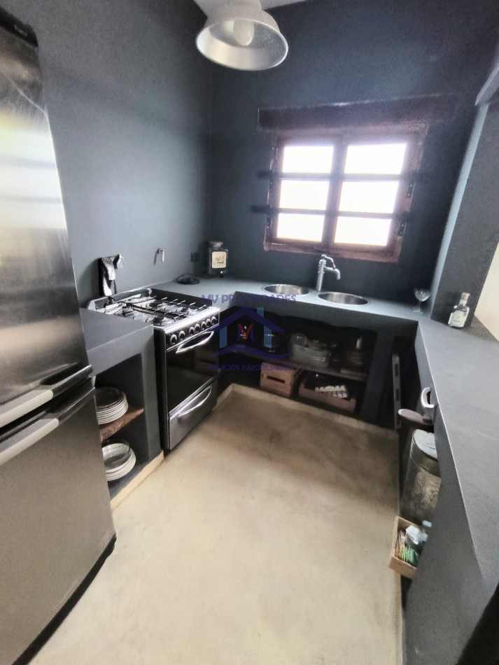 CASA grande en VENTA de 2/3 dormitorios en el Diquecito barrio de la calera Cordoba jardin y pileta 