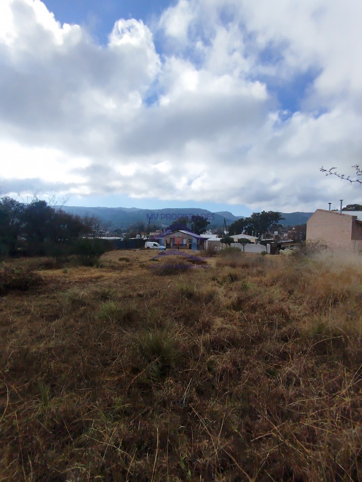 Lote en venta de 944 M2 en la Cumbre  con Escritura 
