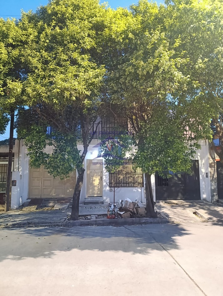 Casa en venta de 3 Dormitorios Barrio Los Naranjos Apta credito 