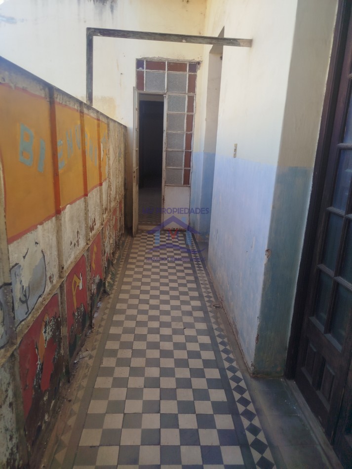 Casona grande en Alquiler ideal emprendimiento en Barrio Centro 