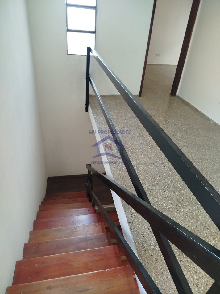 Casa en venta de 3 Dormitorios Barrio Los Naranjos Apta credito 
