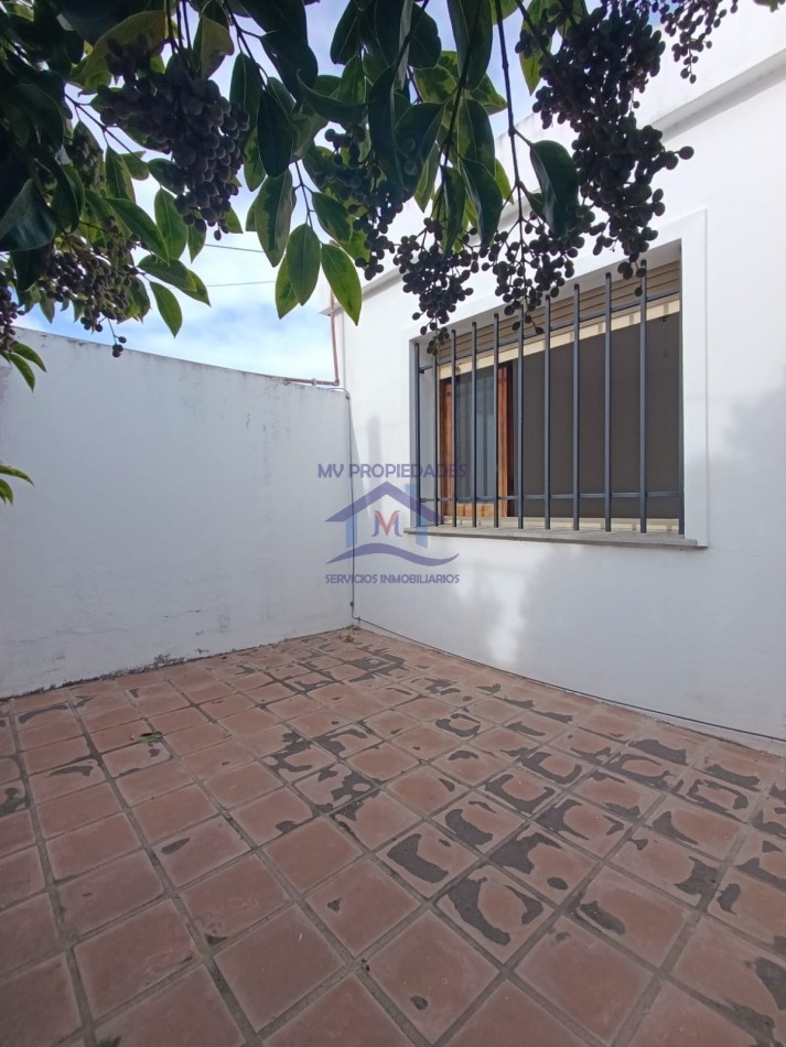 Casa en venta de 3 Dormitorios Barrio Los Naranjos Apta credito 