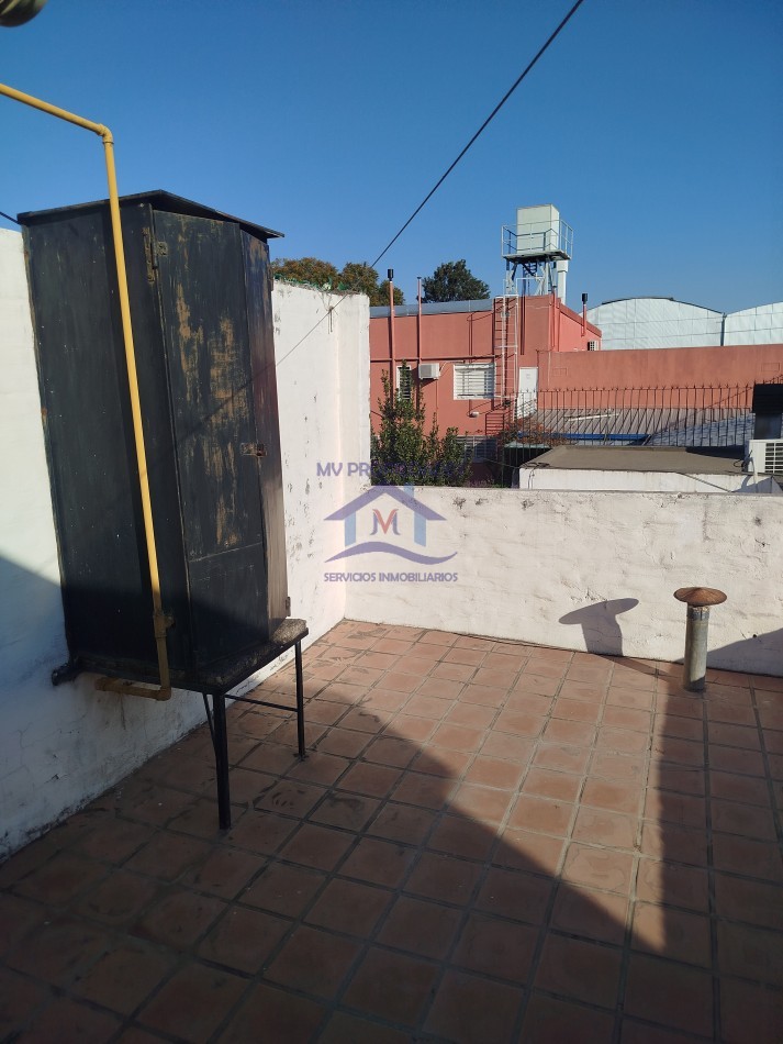 Casa en venta de 3 Dormitorios Barrio Los Naranjos Apta credito 