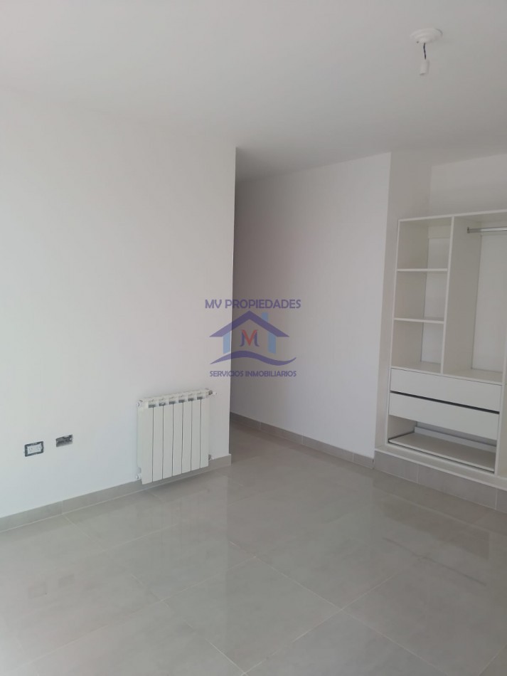 Duplex a estrenar en venta en Lomas de Manantiales 