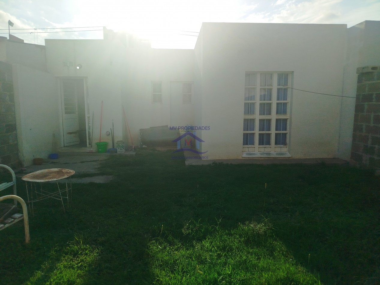 Casa en venta de 2 dormitorios en Universitario de Horizonte 