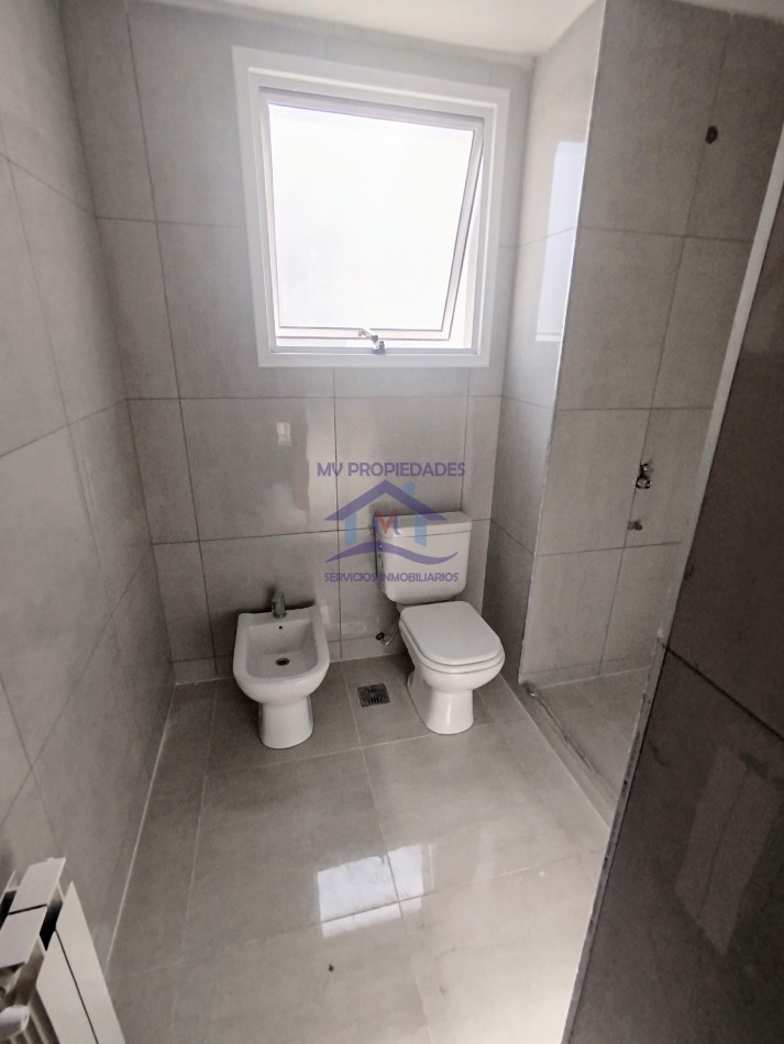 Duplex a estrenar en venta en Lomas de Manantiales 