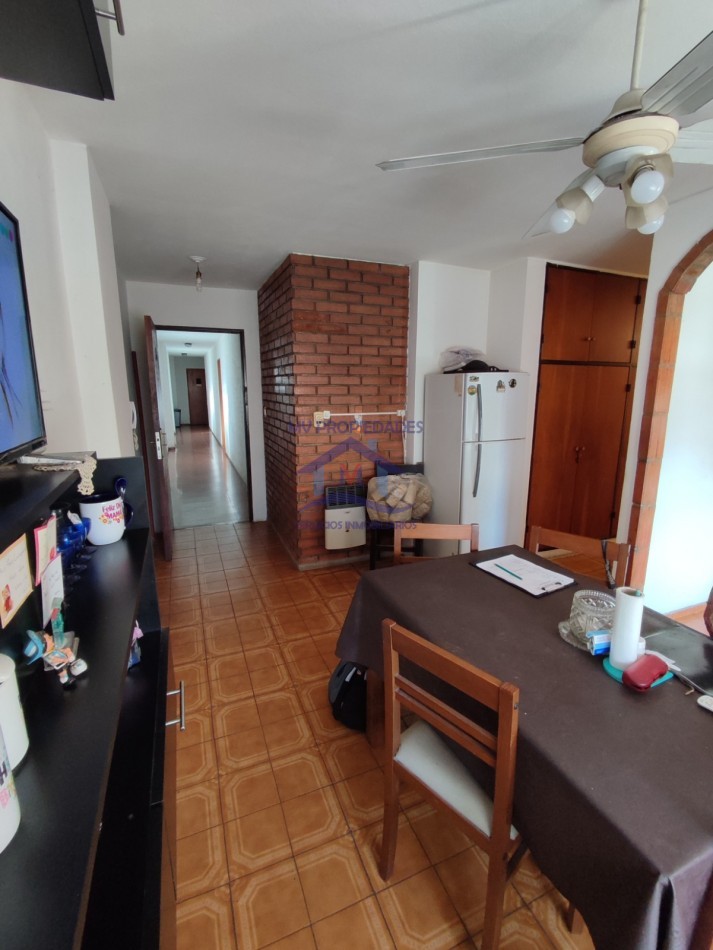 Departamento en venta de 2 dormitorios en Barrio Centro 