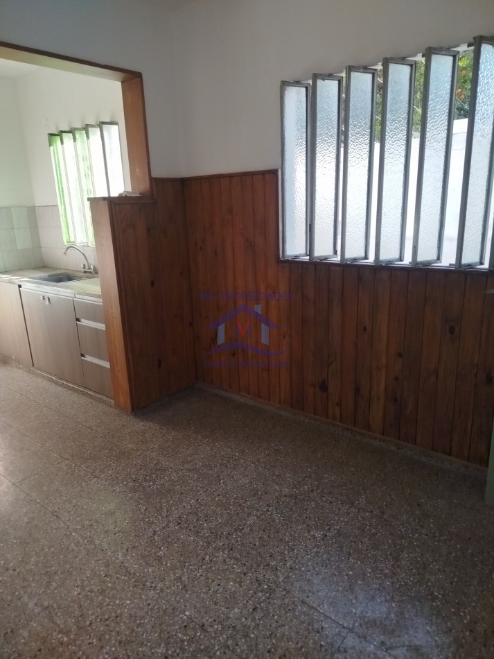 Casa en venta de 3 Dormitorios Barrio Los Naranjos Apta credito 