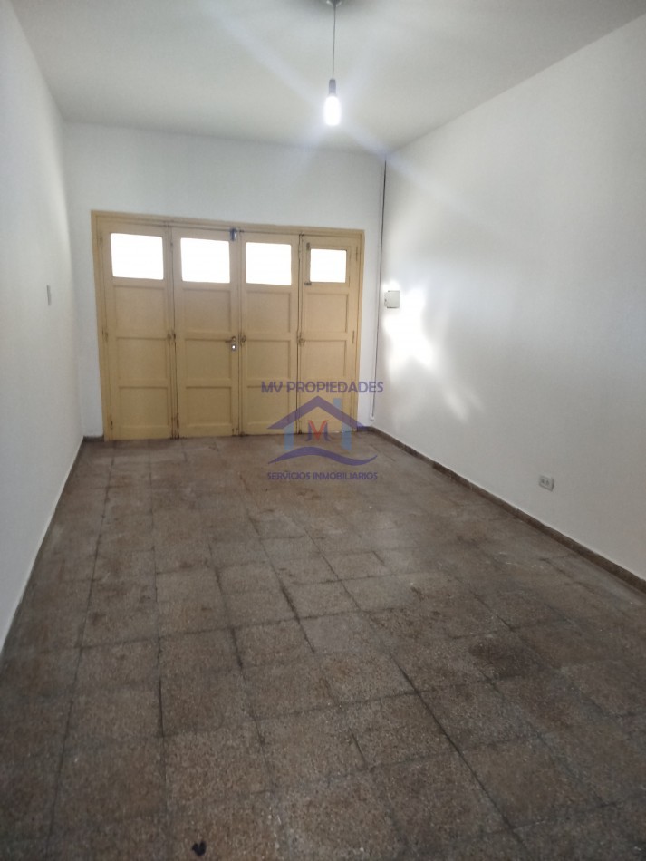 Casa en venta de 3 Dormitorios Barrio Los Naranjos Apta credito 