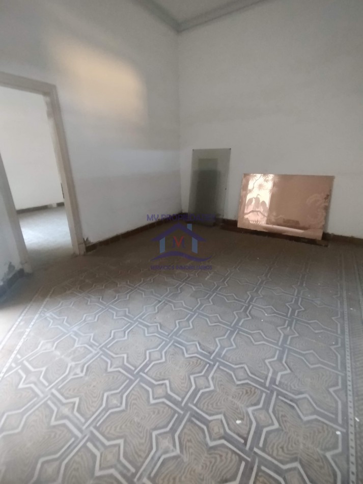 Casona grande en Alquiler ideal emprendimiento en Barrio Centro 