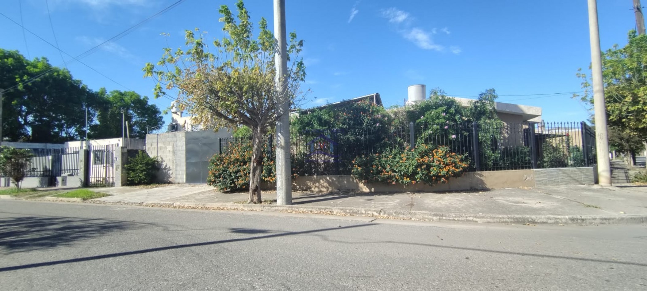 Casa en venta de 3 Dormitorios apta Credito Barrio Jose Ignacio Diaz 