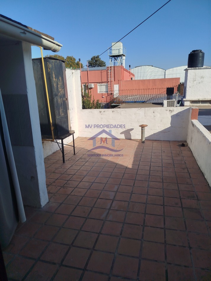 Casa en venta de 3 Dormitorios Barrio Los Naranjos Apta credito 