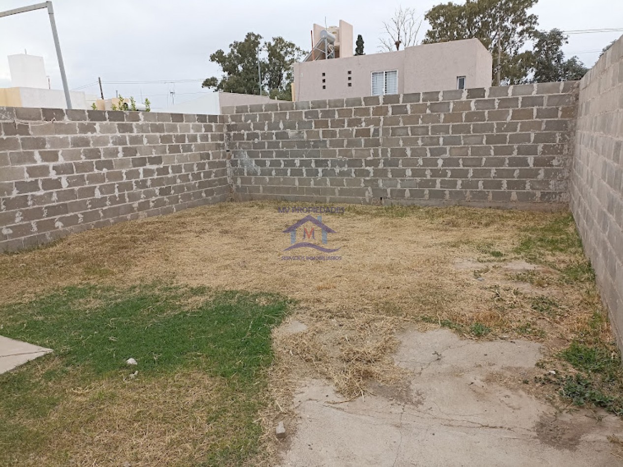 Casa en venta de 2 dormitorios en Universitario de Horizonte 