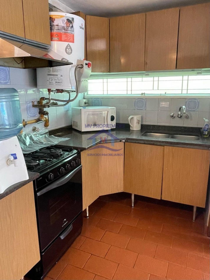 Casa mas Departamento en venta en Carlos Paz  4 dormitorios con piscina y jardin 