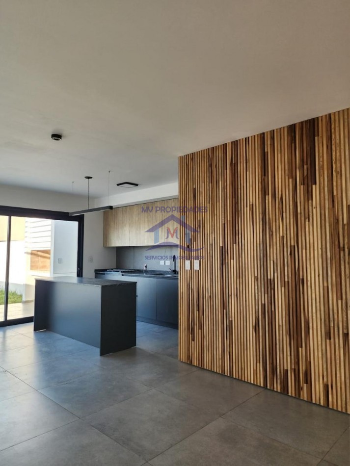 Duplex en venta de 3 dormitorios en Prados de Manantiales 
