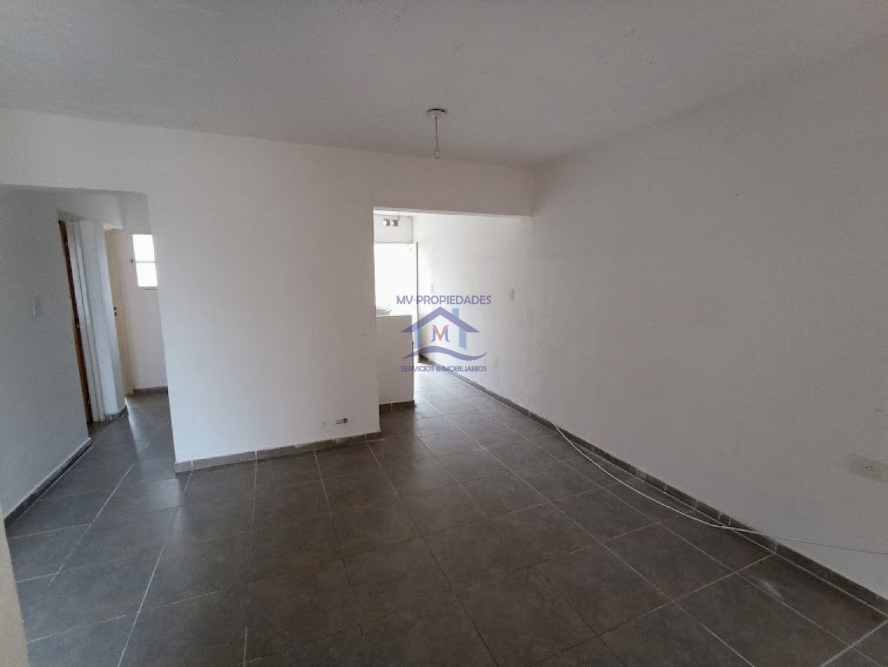 Casa en venta de 2 dormitorios en Universitario de Horizonte 
