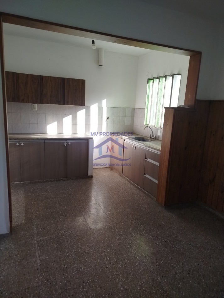 Casa en venta de 3 Dormitorios Barrio Los Naranjos Apta credito 