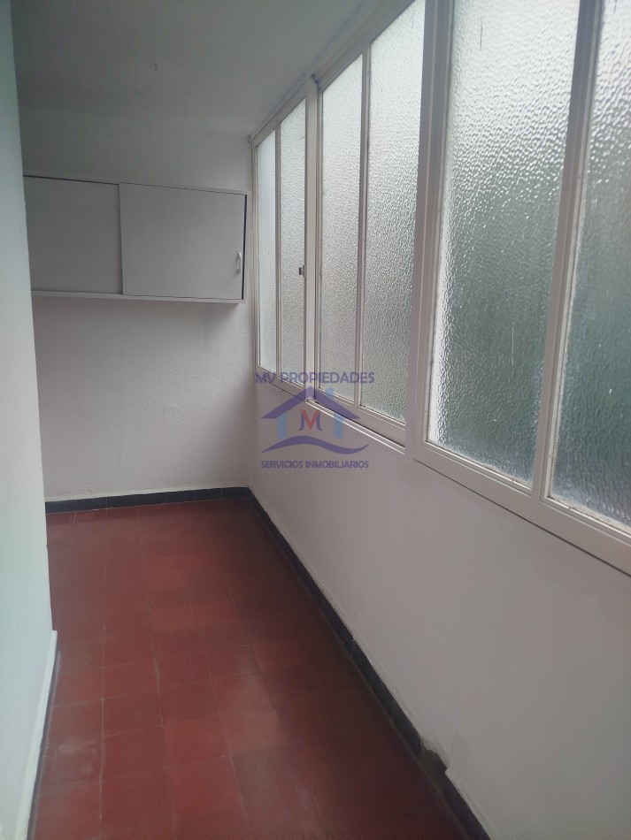 Departamento de 2 dormitorios en venta complejo cerrado