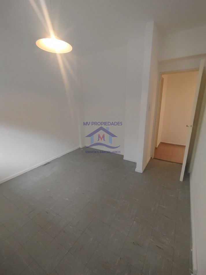 Departamento de 2 dormitorios en venta complejo cerrado