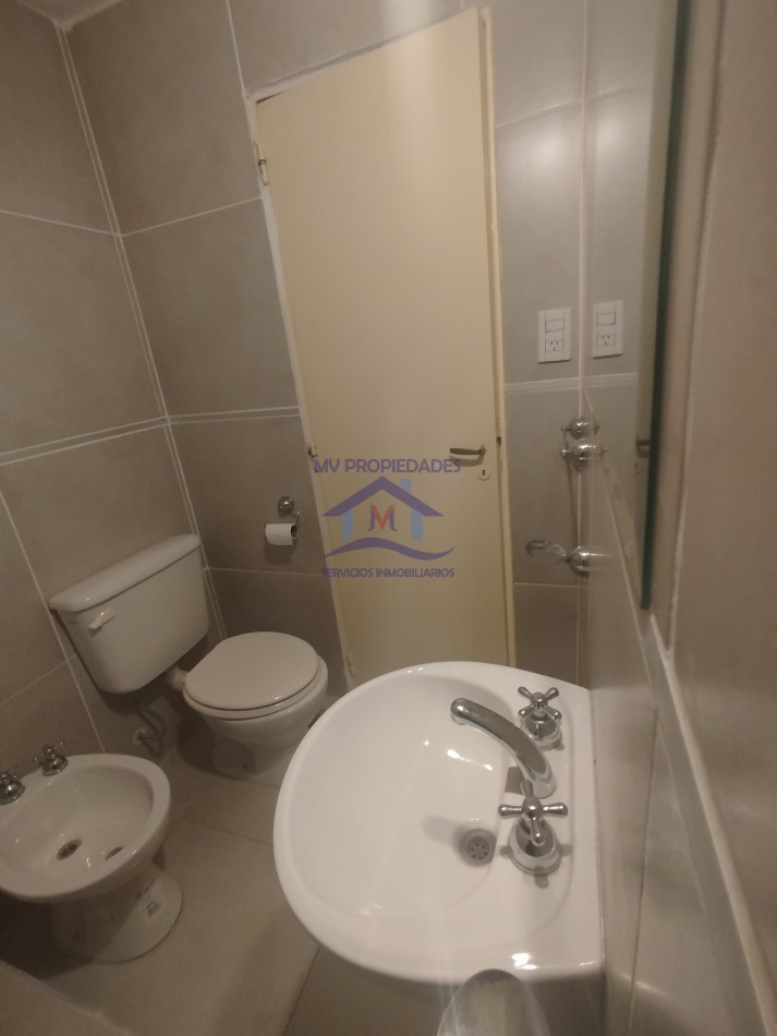 Departamento de 2 dormitorios en venta complejo cerrado