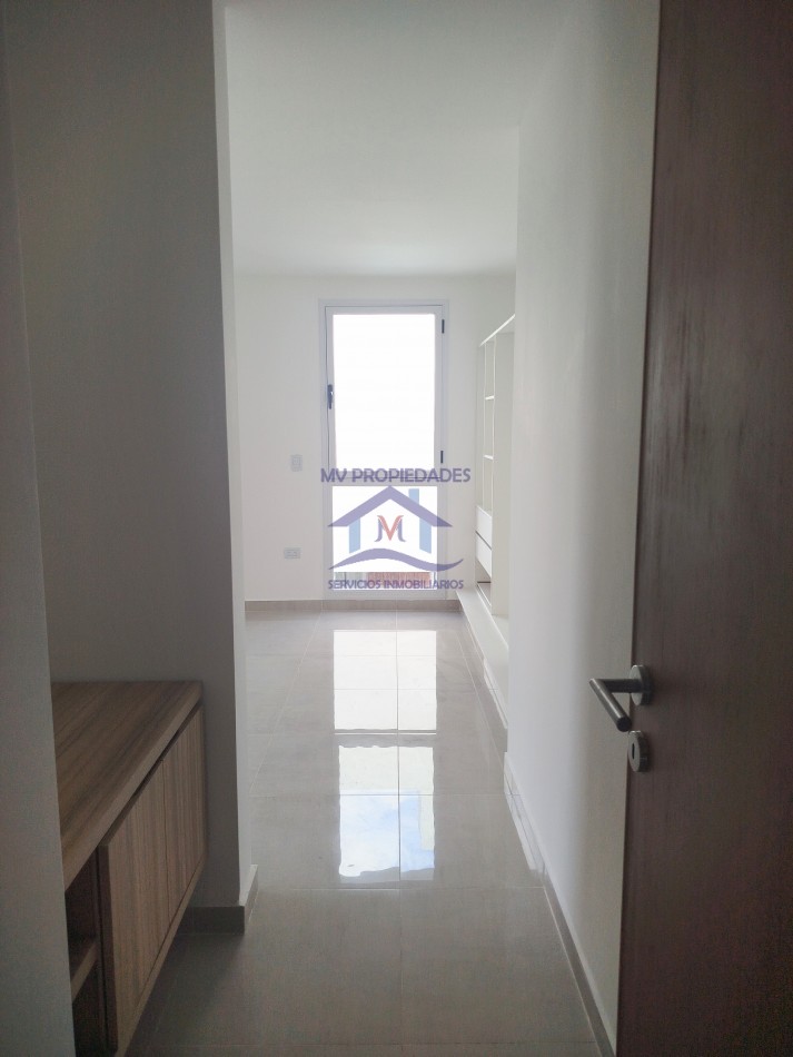 Duplex a estrenar en venta en Lomas de Manantiales 