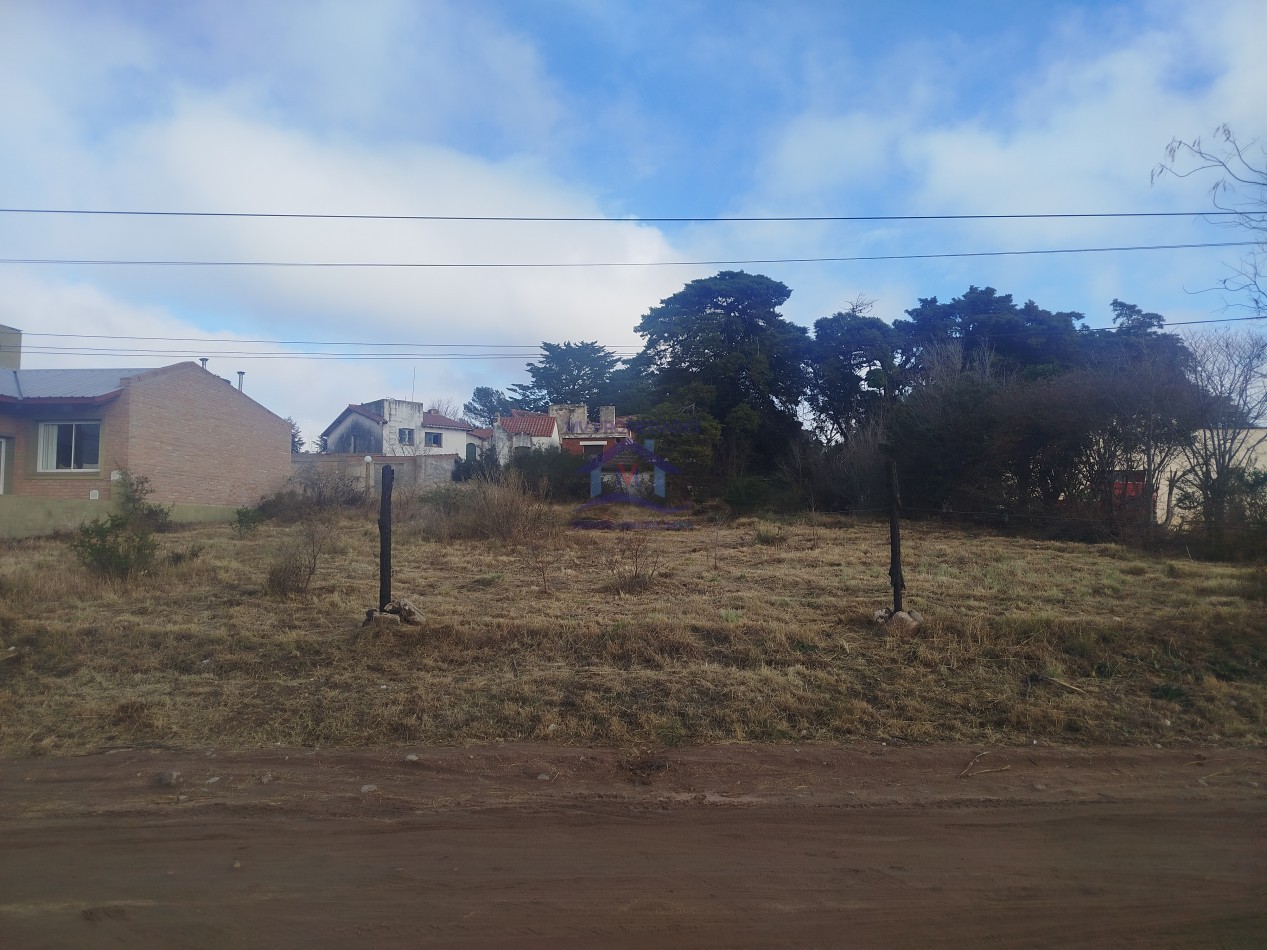 Lote en venta de 944 M2 en la Cumbre  con Escritura 