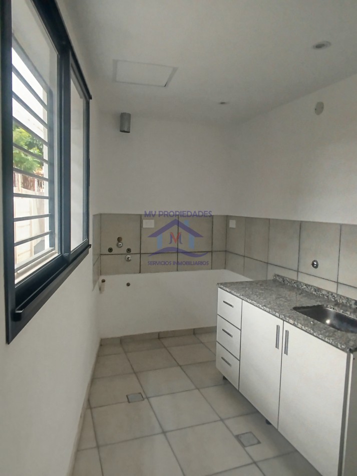 Departamentos a estrenar en venta de 1 dormitorio frente Nuevo centro Shoping 