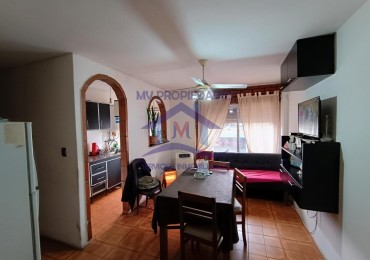 Departamento en venta de 2 dormitorios en Barrio Centro 