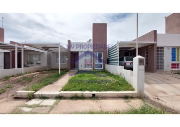 Casa en venta de 2 dormitorios en Universitario de Horizonte 